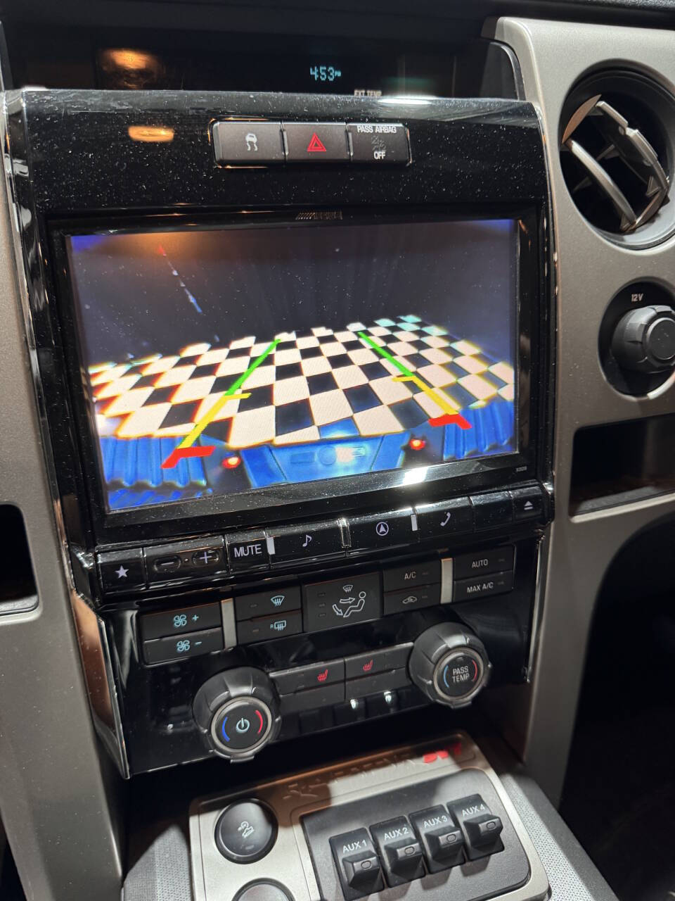 2010 Ford F-150 27