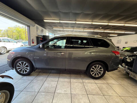 2016 Nissan Pathfinder S