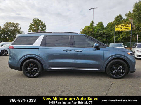 2022 Kia Carnival SX