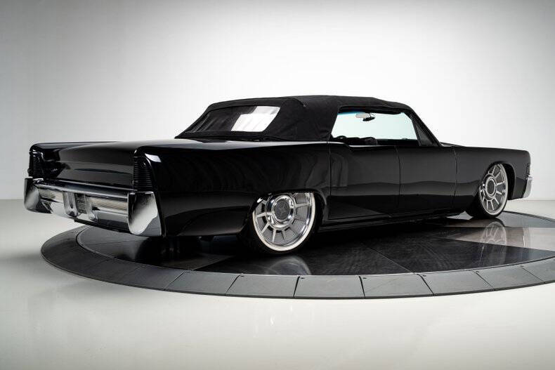 1965 Lincoln Continental
