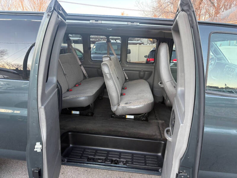 2017 Chevrolet Express LT 3500