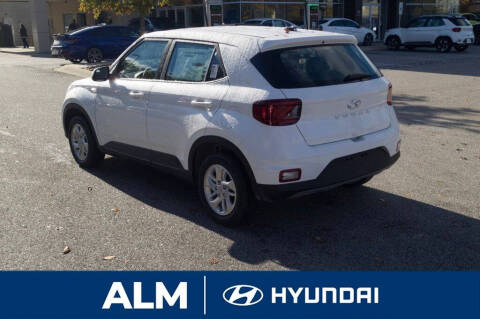 2026 Hyundai Venue SE