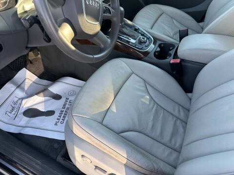 2011 Audi Q5 2.0T quattro Premium Plus