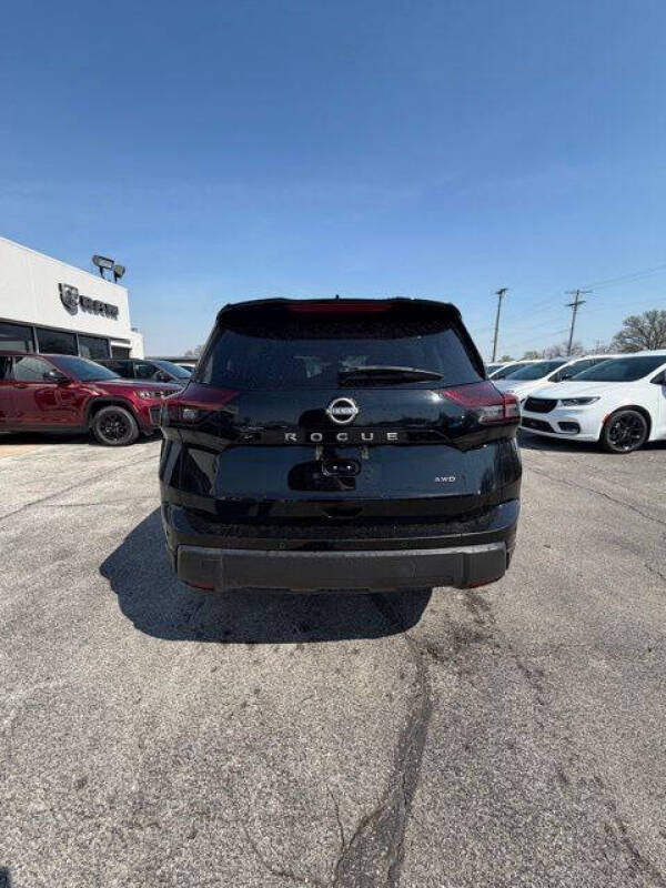 2024 Nissan Rogue S