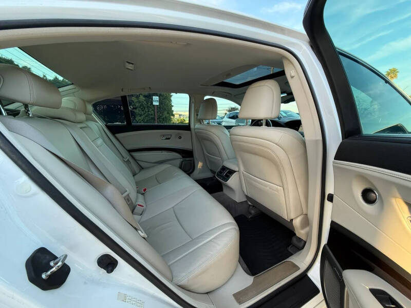 2014 Acura RLX w/Advance