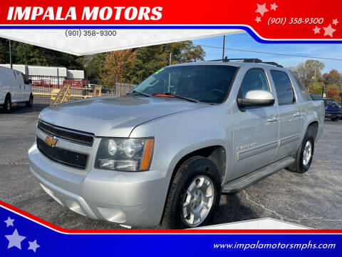 2012 Chevrolet Avalanche LS