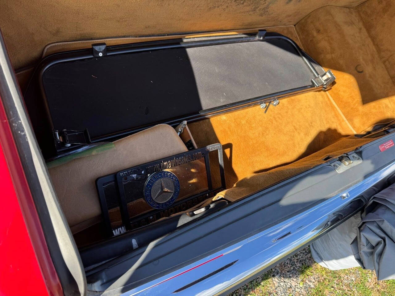 1989 Mercedes-Benz 560SL 47