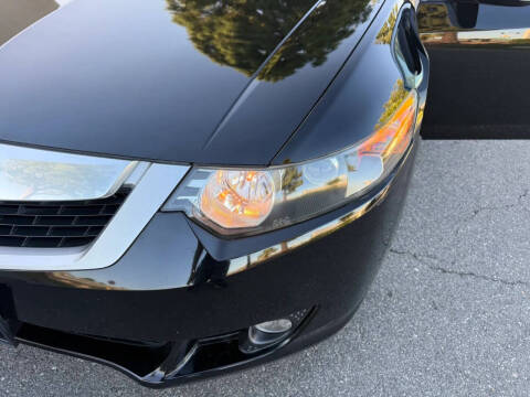 2010 Acura TSX V-6 w/Tech