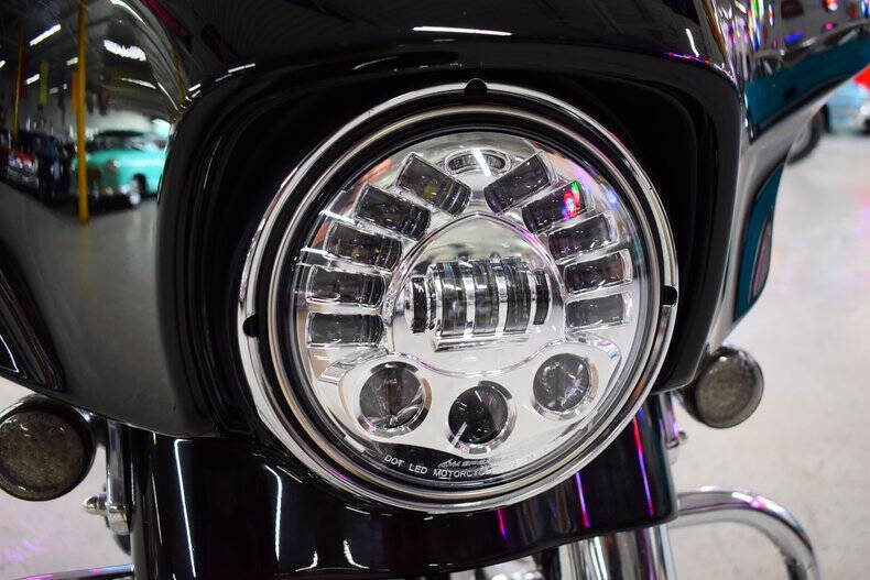 2017 Harley-Davidson Street Glide