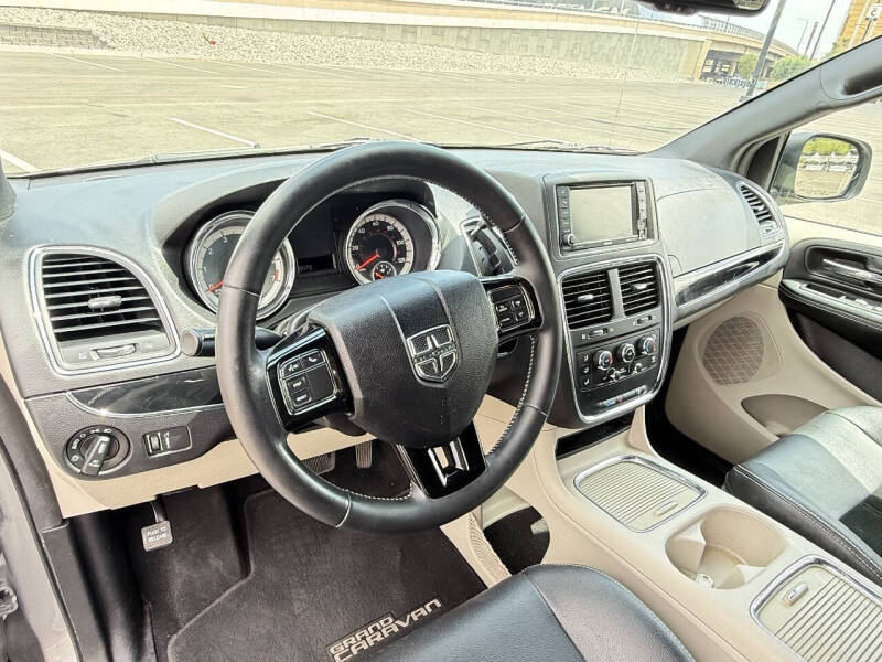 2017 Dodge Grand Caravan SXT