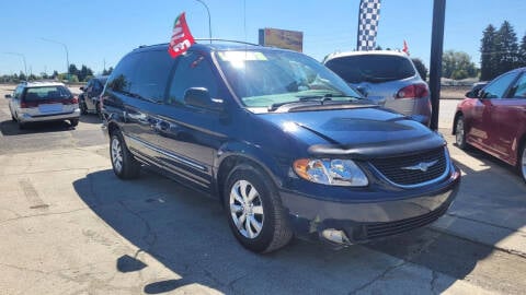 2004 Chrysler Town and Country for sale at Direct Auto Sales+ in Spokane Valley WA