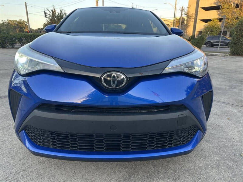 2021 Toyota C-HR XLE