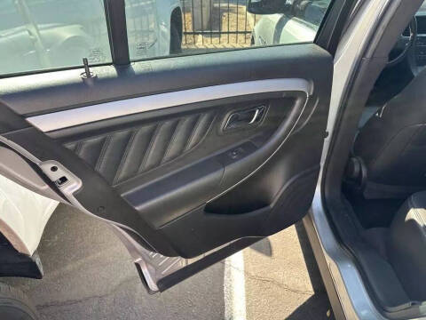 2019 Ford Taurus SEL