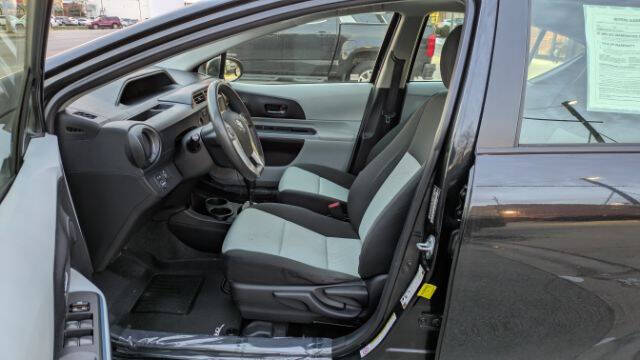 2013 Toyota Prius c Three