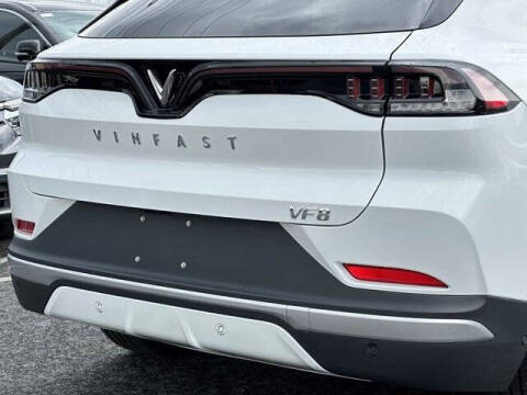 2025 VinFast VF8 Plus