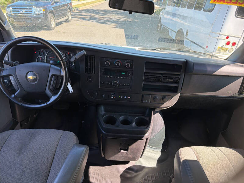 2020 Chevrolet Express 2500