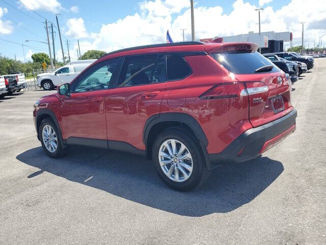 2023 Toyota Corolla Cross LE