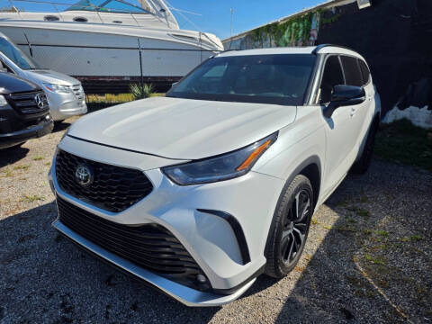 2022 Toyota Highlander XSE