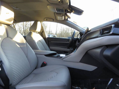 2022 Toyota Camry SE