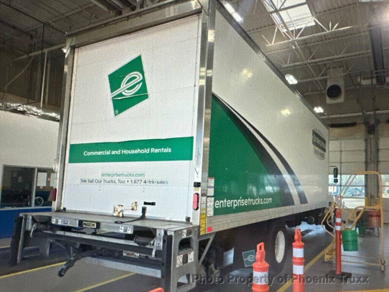2023 Hino L6