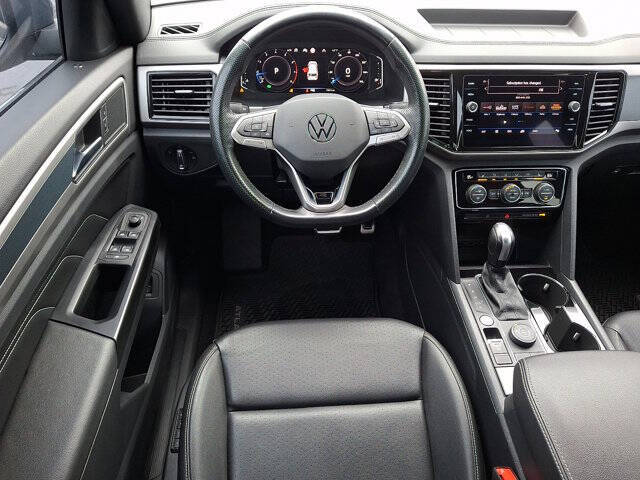 2020 Volkswagen Atlas Cross Sport V6 SEL R-Line 4Motion