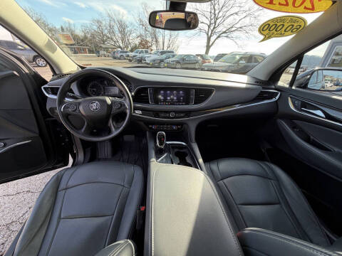 2021 Buick Enclave Essence