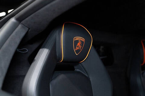 2024 Lamborghini Revuelto