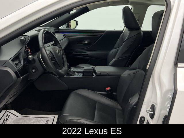 2022 Lexus ES 300h