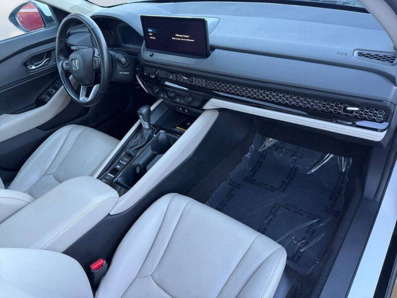 2023 Honda Accord Hybrid Touring