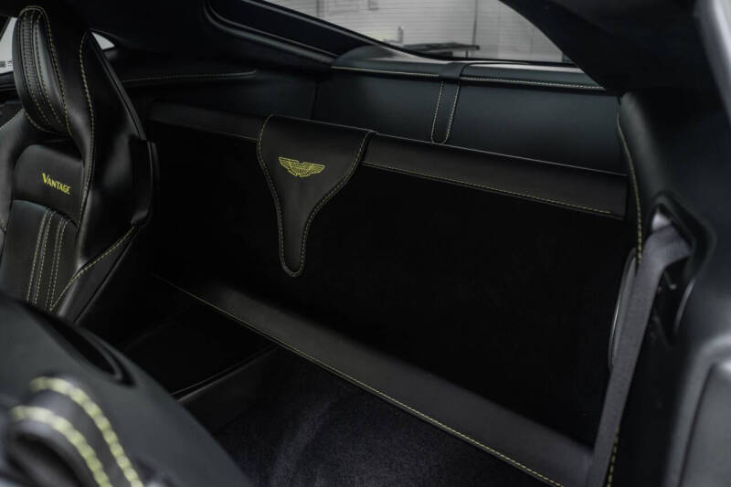 2019 Aston Martin Vantage