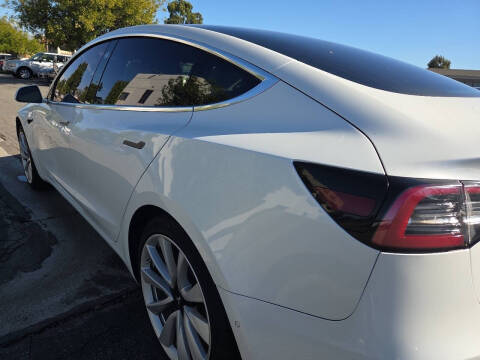 2019 Tesla Model 3 Standard Range