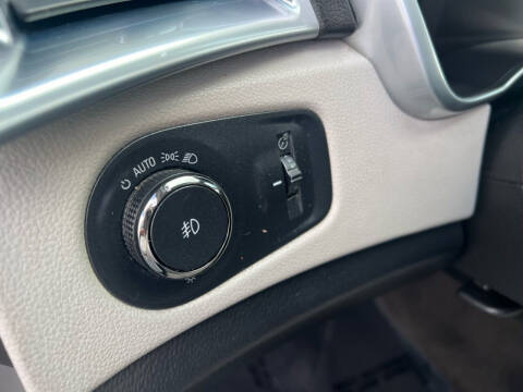 2015 Cadillac SRX Performance Collection