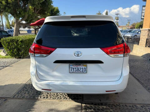 2014 Toyota Sienna L 7-Passenger