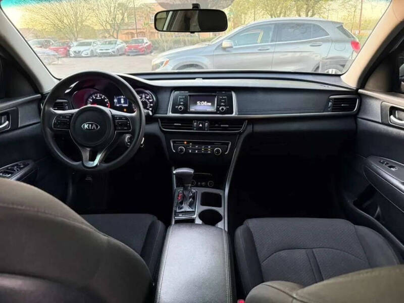 2016 Kia Optima LX