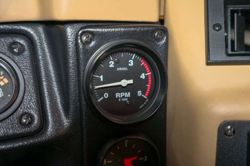 1998 AM General Hummer Hard Top