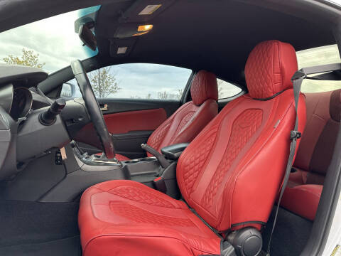 2013 Hyundai Genesis Coupe 3.8 R-Spec