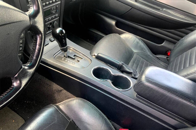 2003 Ford Thunderbird