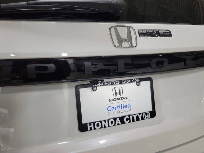 2025 Honda Pilot Touring