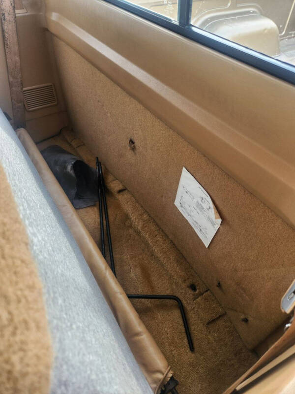 1987 Jeep Comanche Pioneer