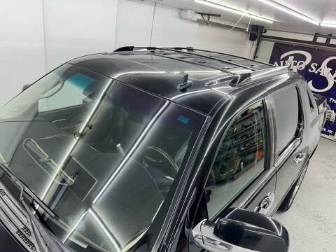 2010 Cadillac Escalade EXT Premium