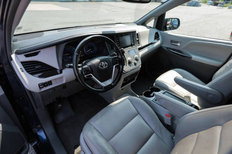 2018 Toyota Sienna