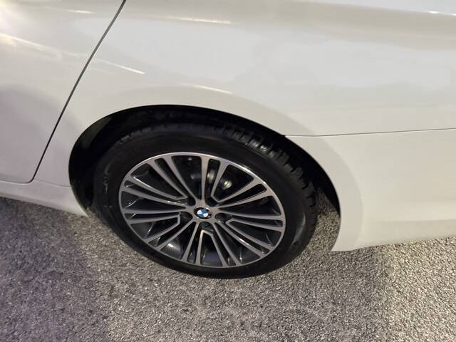 2019 BMW 5 Series 530i