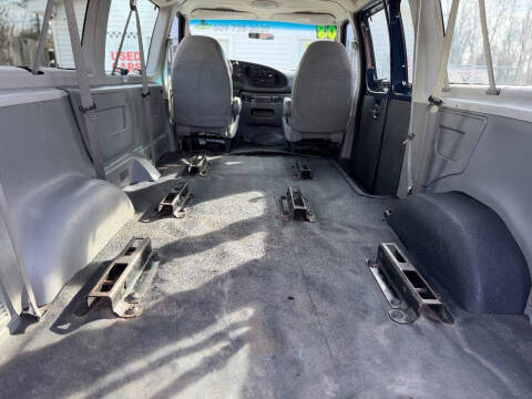 2008 Ford E-Series E-350 SD XLT