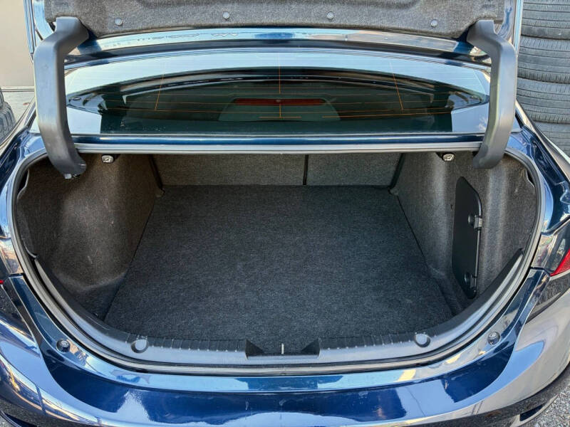 2017 Mazda MAZDA3 Sport