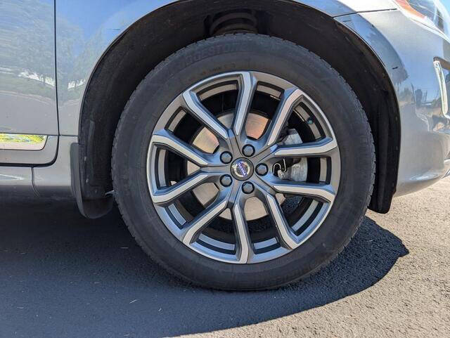 2017 Volvo XC60 T6 Dynamic