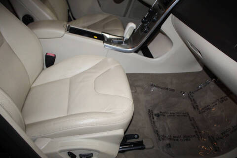 2012 Volvo XC60 T6 Premier Plus