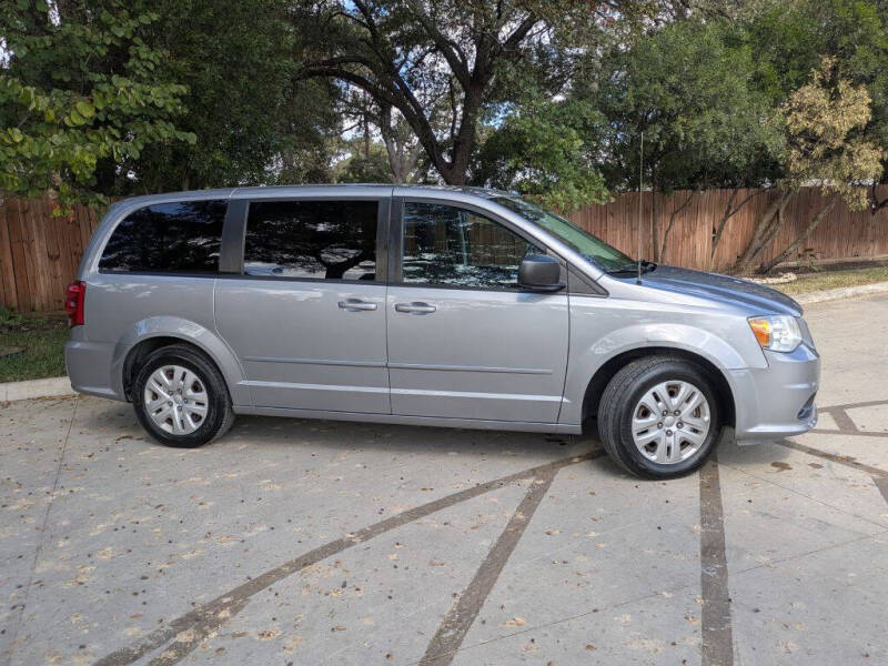 2017 Dodge Grand Caravan SE