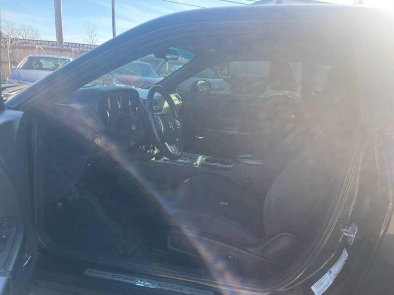 2013 Dodge Challenger SXT