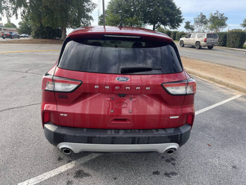 2020 Ford Escape SE