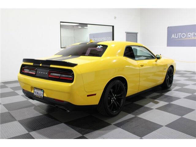 2017 Dodge Challenger R/T